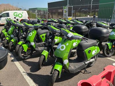 Overzichtsfoto van Super SOCO CUx Partij Elektrische opknap/sloop scooters (20x)